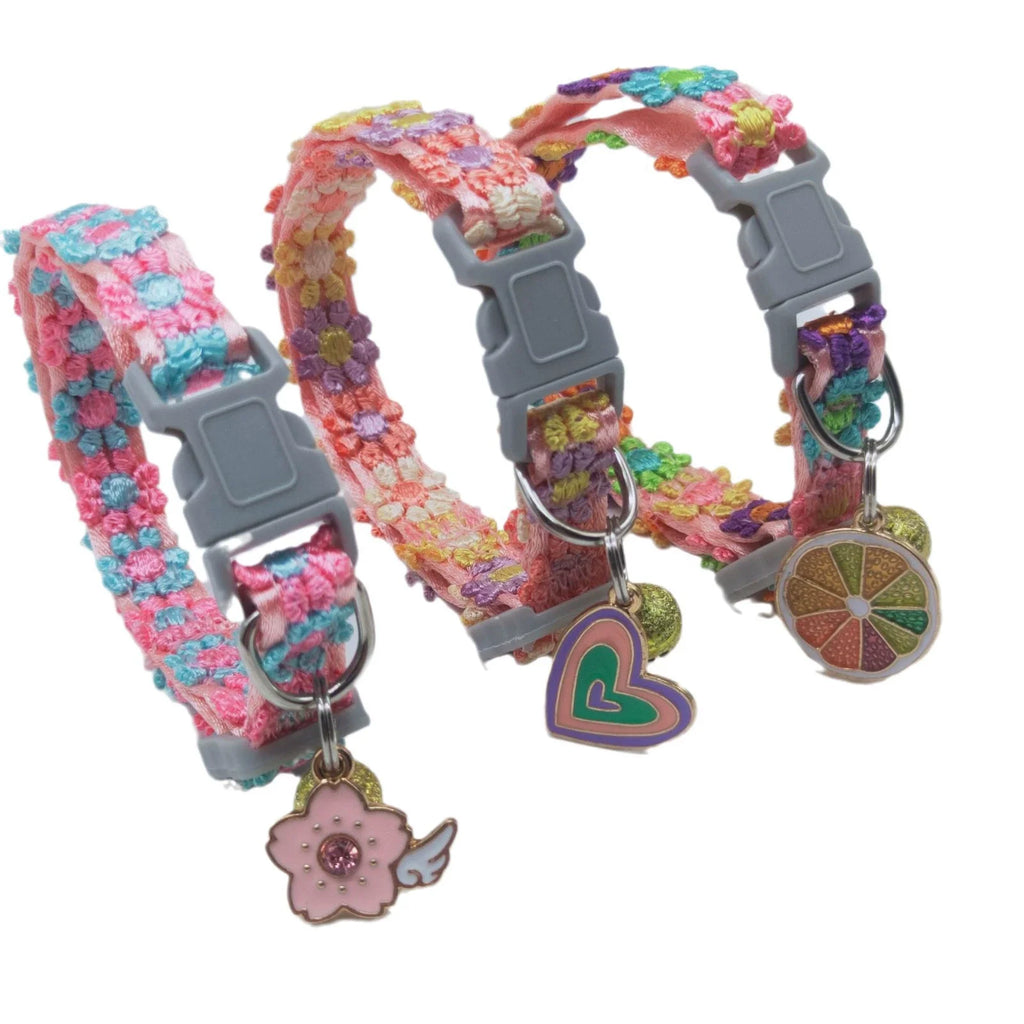Coleira ajustável de renda com pingente para animais de estimação, ideal para cães e gatos de pequeno porte (1 unidade).