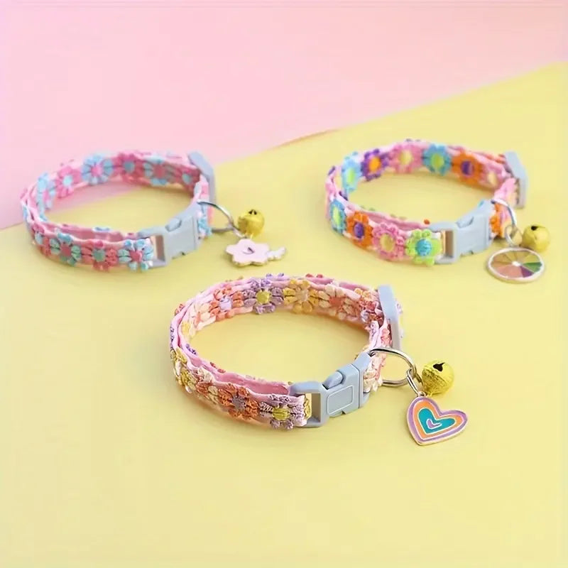 Coleira ajustável de renda com pingente para animais de estimação, ideal para cães e gatos de pequeno porte (1 unidade).