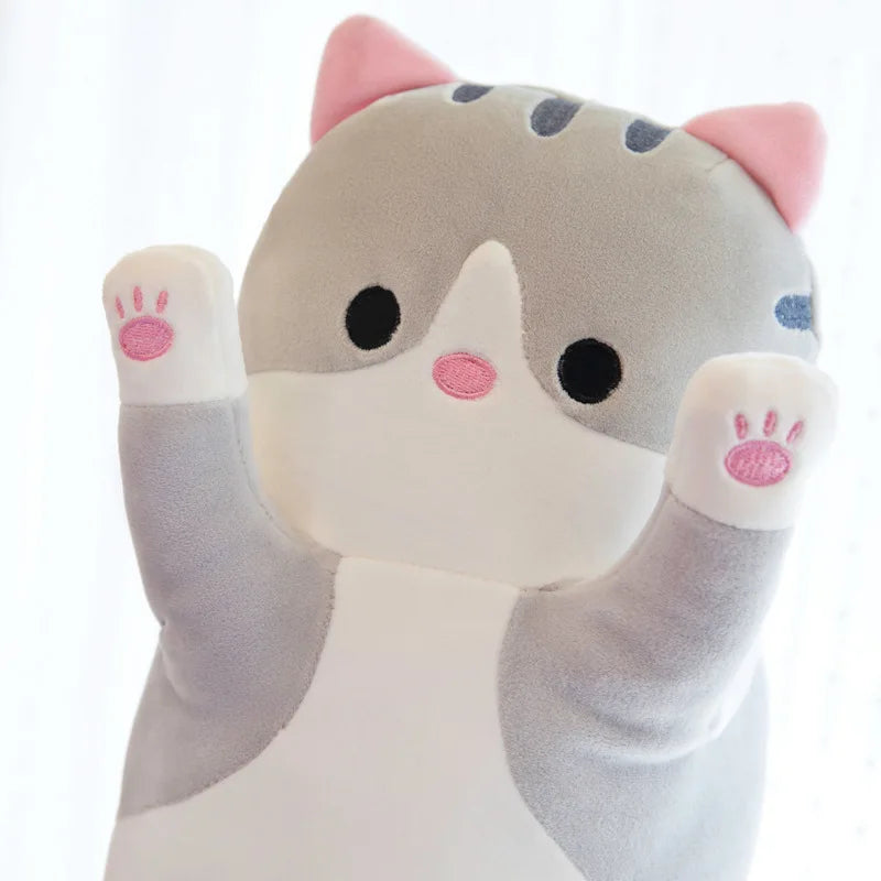 Brinquedo de pelúcia de gato fofo e divertido.
Com 50/70/90/110/130 cm, para pausas, cochilos no escritório, para dormir, para decorar a casa ou o escritório. 
Ideal para crianças
