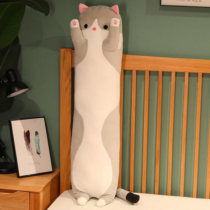 Brinquedo de pelúcia de gato fofo e divertido.
Com 50/70/90/110/130 cm, para pausas, cochilos no escritório, para dormir, para decorar a casa ou o escritório. 
Ideal para crianças